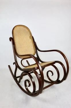 Pamono Vintage Brown Rocking Chair by Michael Thonet> Rocking Chairs