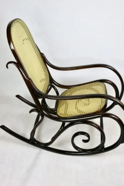 Pamono Vintage Brown Rocking Chair attributed to Michael Thonet><noscript><img width=