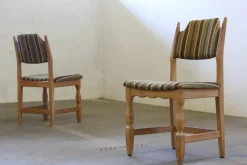 Pamono Vintage Brutalist Oak Dining Chairs by Henning Kjærnulf, 1960s, Set of 10><noscript><img width=
