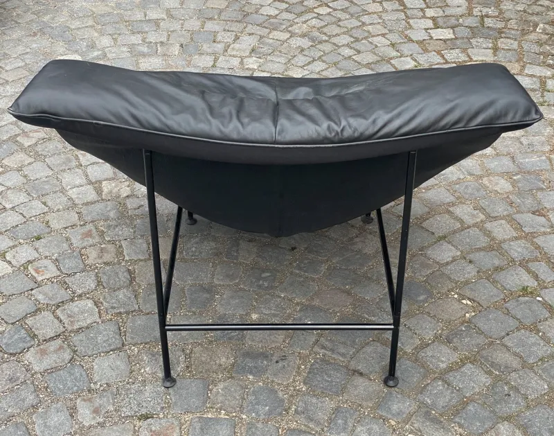 Sale Pamono Vintage Butterfly Black Leather Sofa and Lounge Chairs by Gerard Van Den Berg for Montis, 1980s, Set of 3