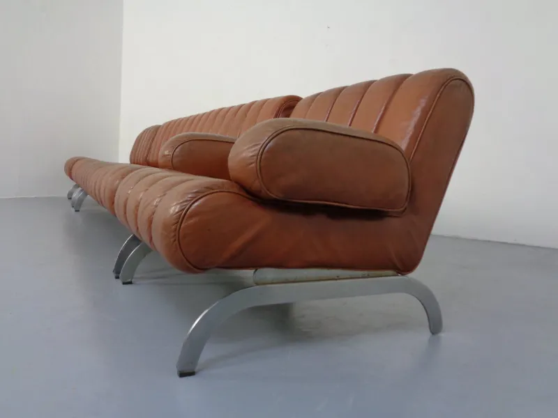 Pamono Vintage Camel Leather Sofa and Chairs by Karl Wittmann for Wittmann Möbelwerkstätten, 1960s, Set of 3> Living Room Sets