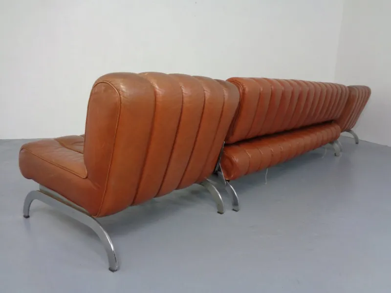 Pamono Vintage Camel Leather Sofa and Chairs by Karl Wittmann for Wittmann Möbelwerkstätten, 1960s, Set of 3> Living Room Sets