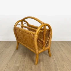 Pamono Vintage Caramel-Colored Bamboo and Rattan Magazine Rack, 1970s> Magazine Racks