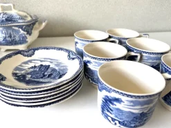 Pamono Vintage Castles Blue Edit Coffee Chocolate Tea Set from Johnson Brothers Bros, 1950s, Set of 15> Coffee & Tea Service