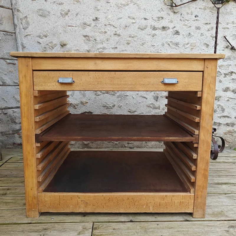 Pamono Vintage Central Island, 1940s> Worktables & Workbenches