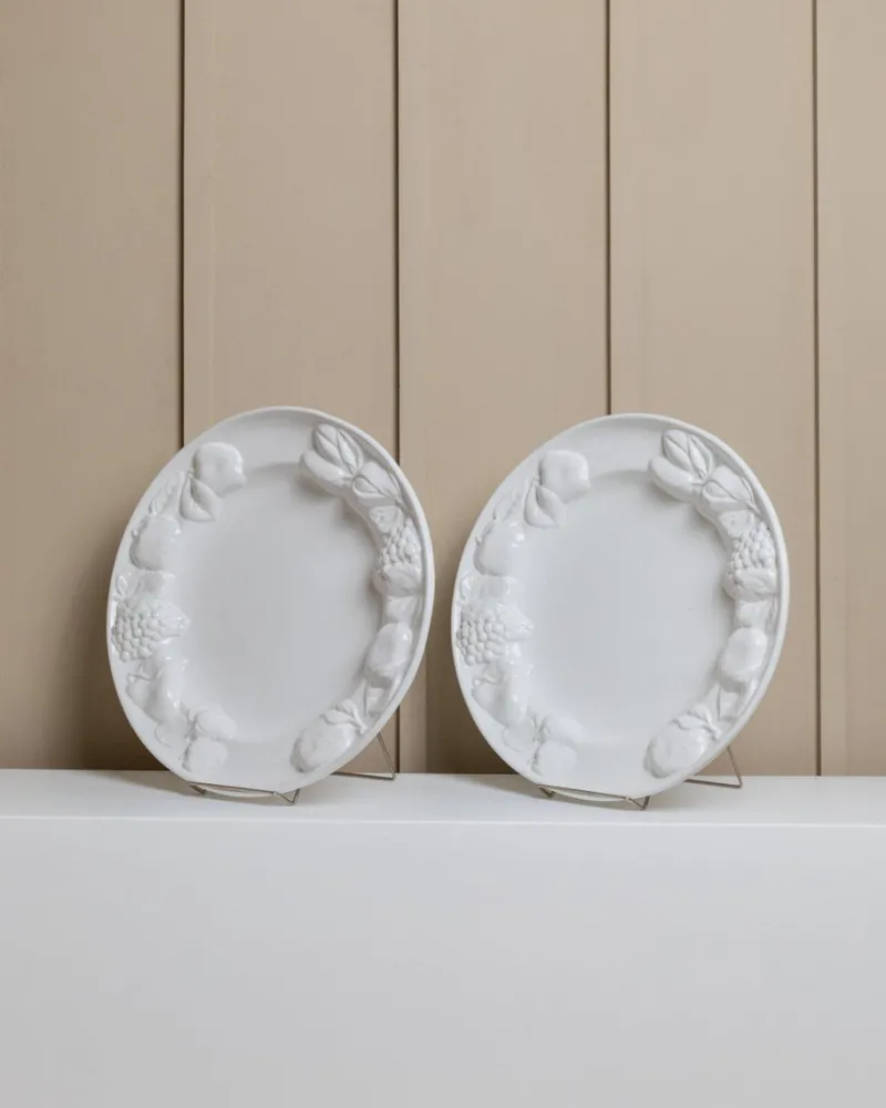 New Pamono Vintage Ceramic Plates in White Glaze with Fruit Relief, Italy, 1980s
