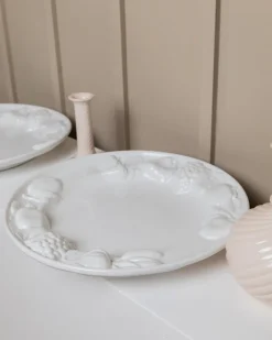 New Pamono Vintage Ceramic Plates in White Glaze with Fruit Relief, Italy, 1980s