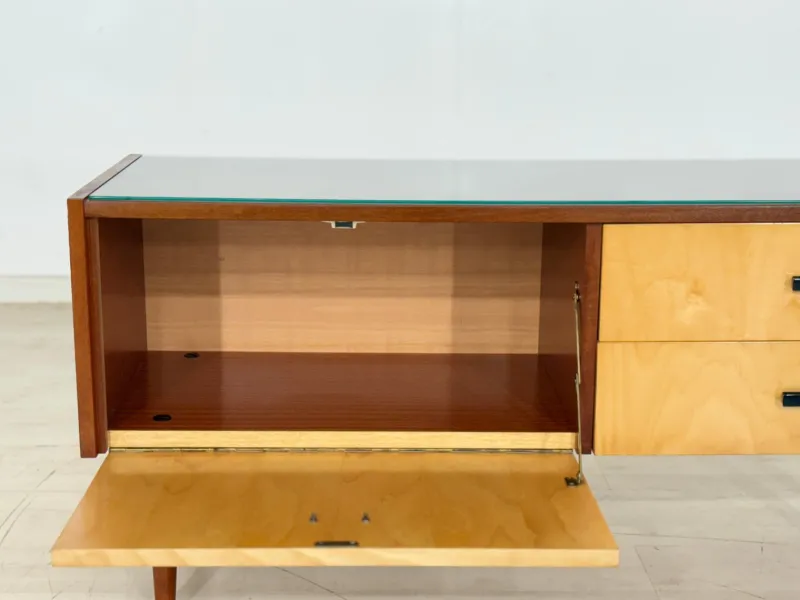 Pamono Vintage Chest of Drawers in Wood> Dressers, Commodes & Chests