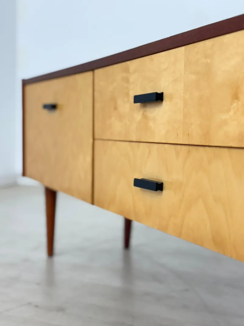 Pamono Vintage Chest of Drawers in Wood> Dressers, Commodes & Chests