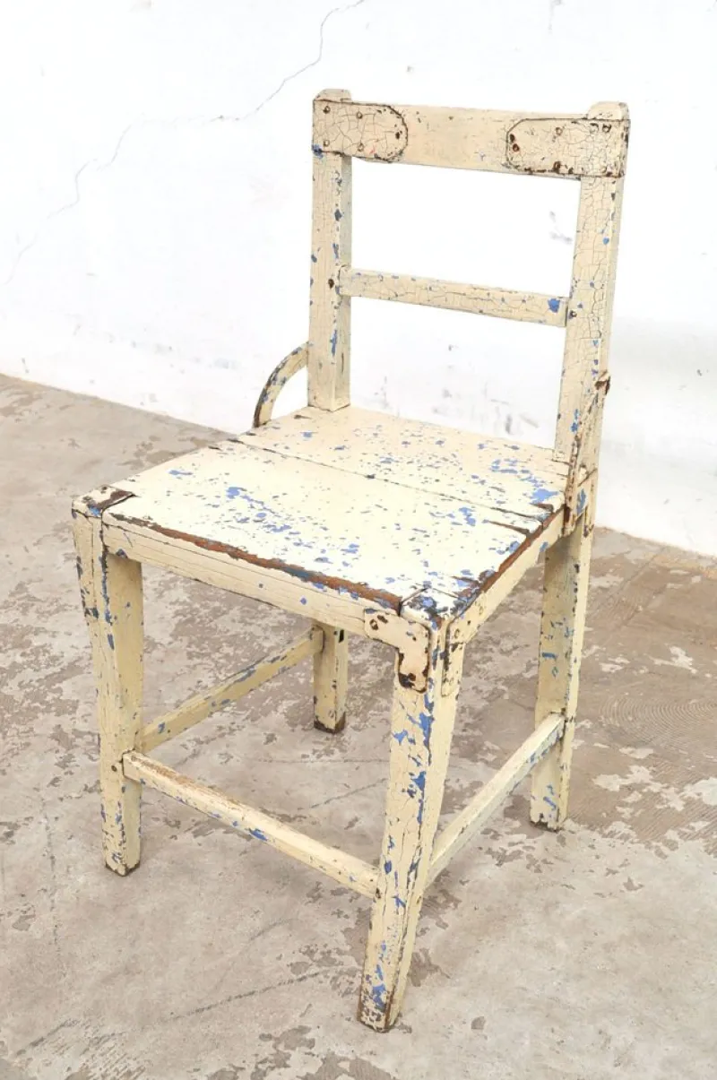 Pamono Vintage Childrens Chair in Wood