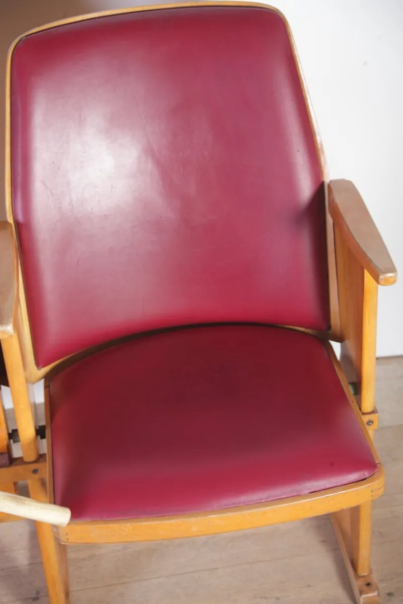 Pamono Vintage Cinema Bench from Ton, 1960s> Benches