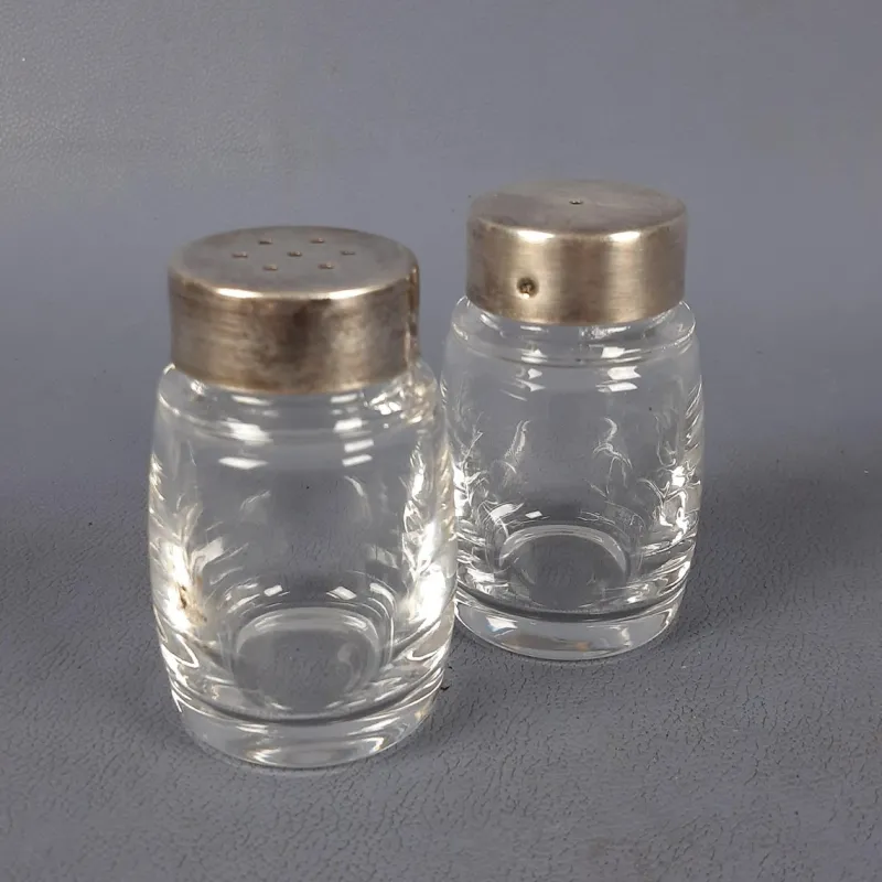 Pamono Vintage Crystal and Silver-Plated Metal Oil and Vinegar with Salt and Pepper Set, 1970s, Set of 5> Dinnerware Accessories
