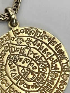 Pamono Vintage 9ct 375 Yellow Gold Ancient Greek Phaistos Disc Necklace><noscript><img width=