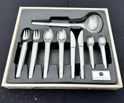 Pamono Vintage Cutlery Set by Guy Degrenne, 1974, Set of 49> Dinnerware Accessories