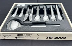 Pamono Vintage Cutlery Set by Guy Degrenne, 1974, Set of 49><noscript><img width=
