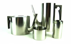 Sale Pamono Vintage Cylinda-Line Coffee and Tea Set by Arne Jacobsen for Stelton, Set of 4