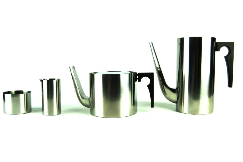 Sale Pamono Vintage Cylinda-Line Coffee and Tea Set by Arne Jacobsen for Stelton, Set of 4