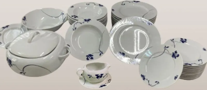 Pamono Vintage Czech Bohemia Glazed Porcelain Table Set, Czechoslovakia, 1980s, Set of 52> Serving Dishes