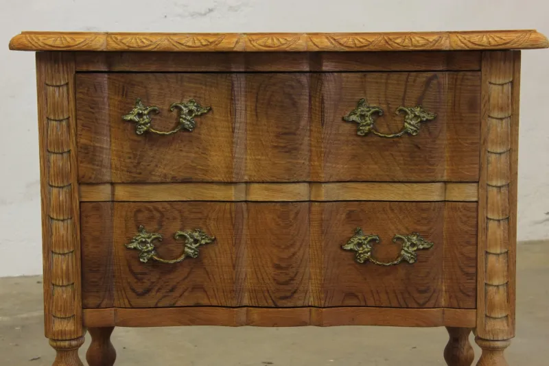 Discount Pamono Vintage Danish Modern Oak Nightstands by Henning Kjærnulf, 1960s, Set of 2
