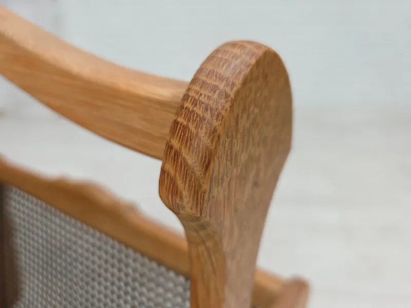 Pamono Vintage Danish Newspaper Holder in Oak and Furniture Mesh, 1970s> Magazine Racks
