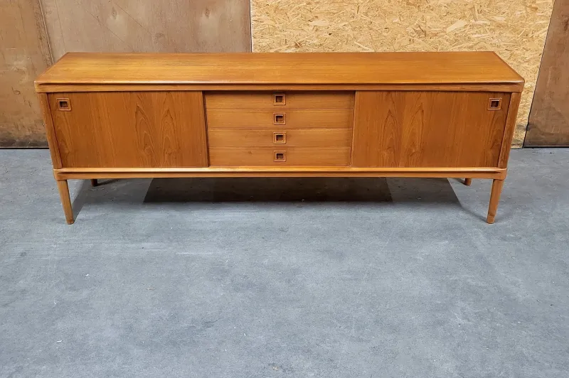 Pamono Vintage Danish Sideboard by H.W. Klein for Bramin, 1960> Sideboards & Buffets