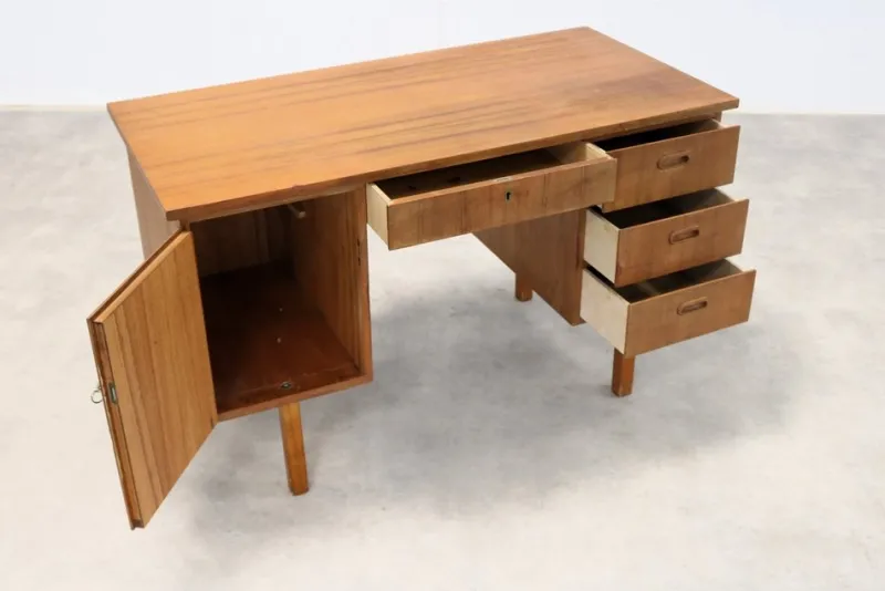 Pamono Vintage Desk, Sweden, 1960s> Desks