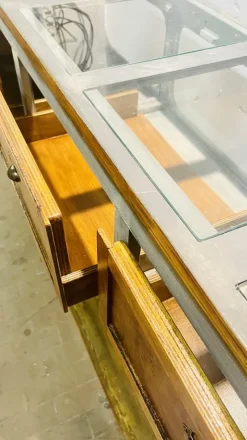 Pamono Vintage Display Counter, 1940s> Worktables & Workbenches