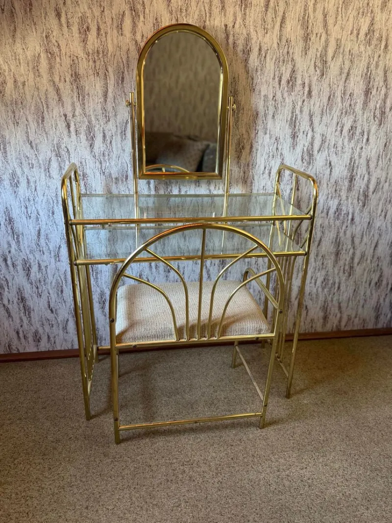Pamono Vintage Dressing Table and Stool in Brass, 1950s, Set of 2> Dressing Tables