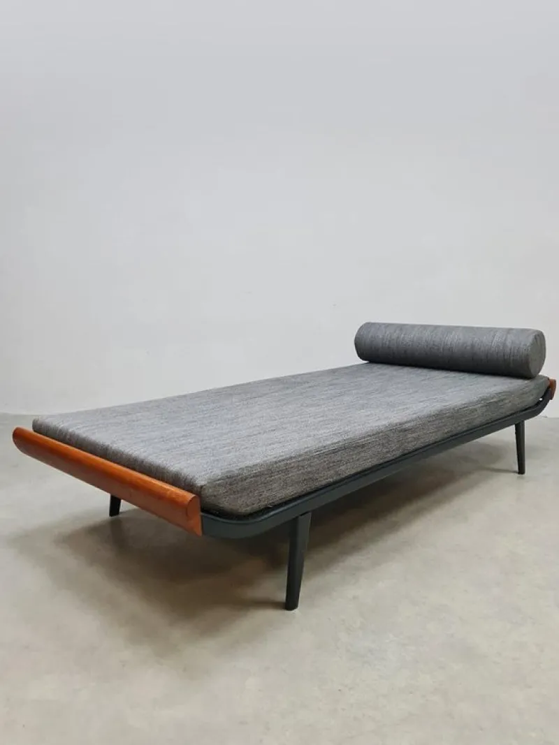 Pamono Vintage Dutch Cleopatra Daybed Dick Cordemeijer for Auping, 1960s> Daybeds & Chaises Lounges