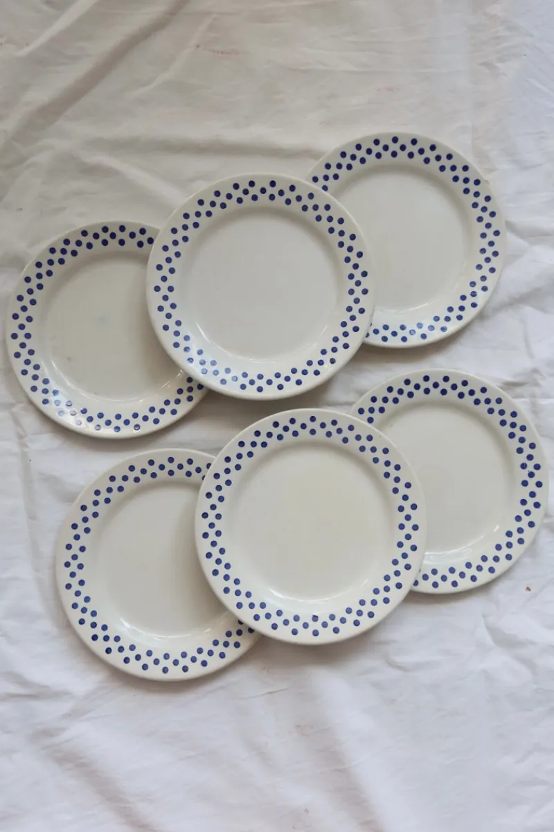 Pamono Vintage Earthenware Dessert Plates with Blue Polka Dot Pattern from Oxford, 1990s, Set of 6> Dinner Plates & Bowls