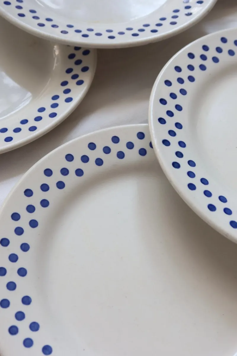 Pamono Vintage Earthenware Dessert Plates with Blue Polka Dot Pattern from Oxford, 1990s, Set of 6> Dinner Plates & Bowls