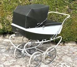 New Pamono Vintage English Freeway Coachbuilt Baby Pram in Dark Green & White, 1960s
