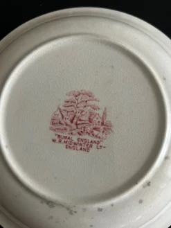 Pamono Vintage English Plates, 1950s, Set of 4