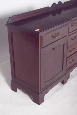 Pamono Vintage English Vanity Unit with Small Mahogany Top, 1920s><noscript><img width=