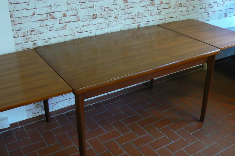 Pamono Vintage Extendable Dining Table by Henning Kjaernulf for AM Denmark