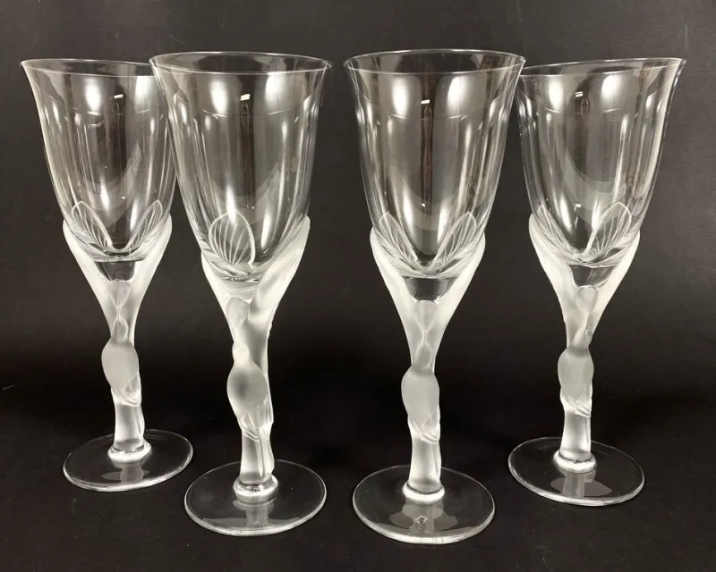 Pamono Vintage Fabergé Snow Doves Crystal Glasses, France, 1960s, Set of 4> Glassware