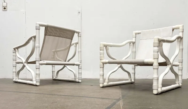 Pamono Vintage Faux Bamboo Lounge Chairs and Table from Kettal, Spain, 1980s, Set of 3
