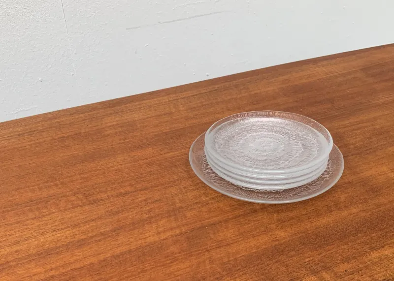 Pamono Vintage Finnish Glas Plates Solaris by Tapio Wirkkala for Iittala, Set of 5> Dinner Plates & Bowls