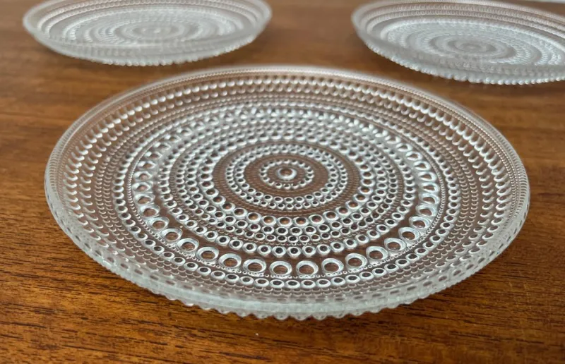 Online Pamono Vintage Finnish Kastehelmi Series Glass Plates by Oiva Toikka for Iittala, Set of 5