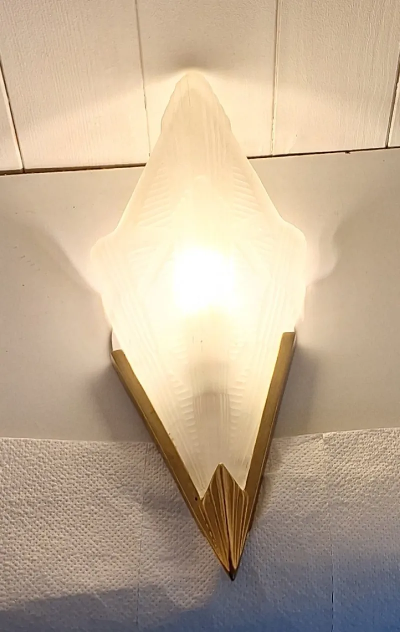 Clearance Pamono Vintage Flat Brass Wall Lamp with Relief Glass Shade, 1980s