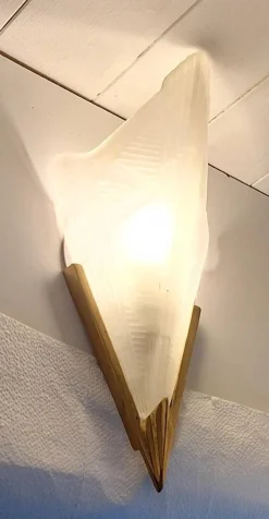 Clearance Pamono Vintage Flat Brass Wall Lamp with Relief Glass Shade, 1980s