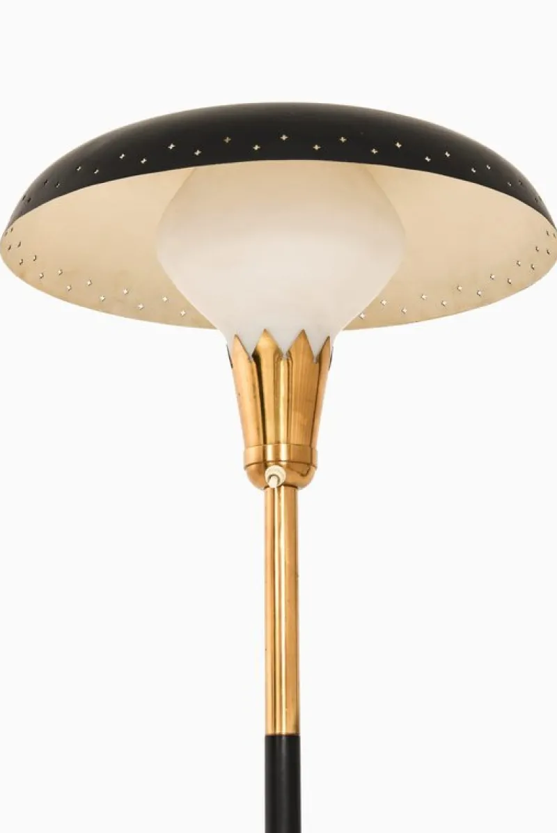 Sale Pamono Vintage Floor Lamp in Opaline Glass and Lacquered Metal, 1950s