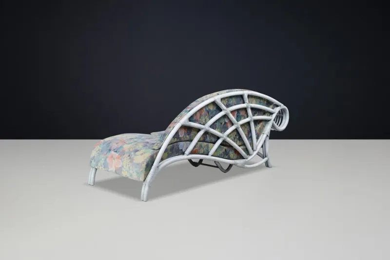 Sale Pamono Vintage Floral Rattan Daybed by Flechtatelier Schütz, 1980s