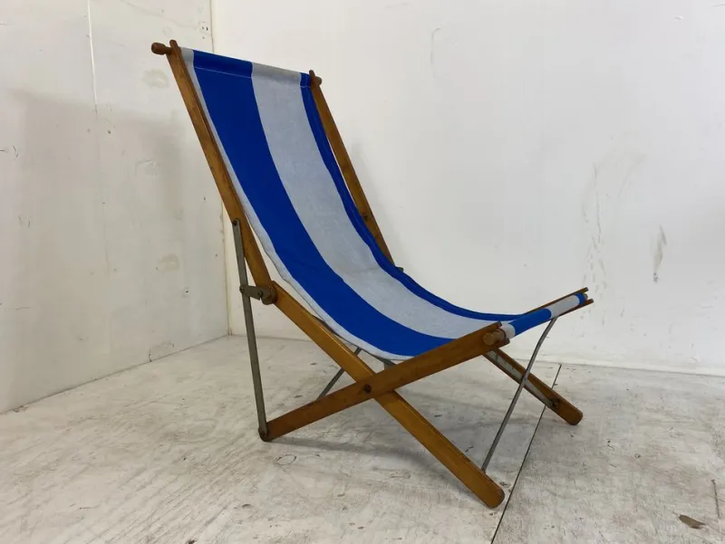 Pamono Vintage Foldable Campaign Garden Beach Chair, 1940s> Garden Seating