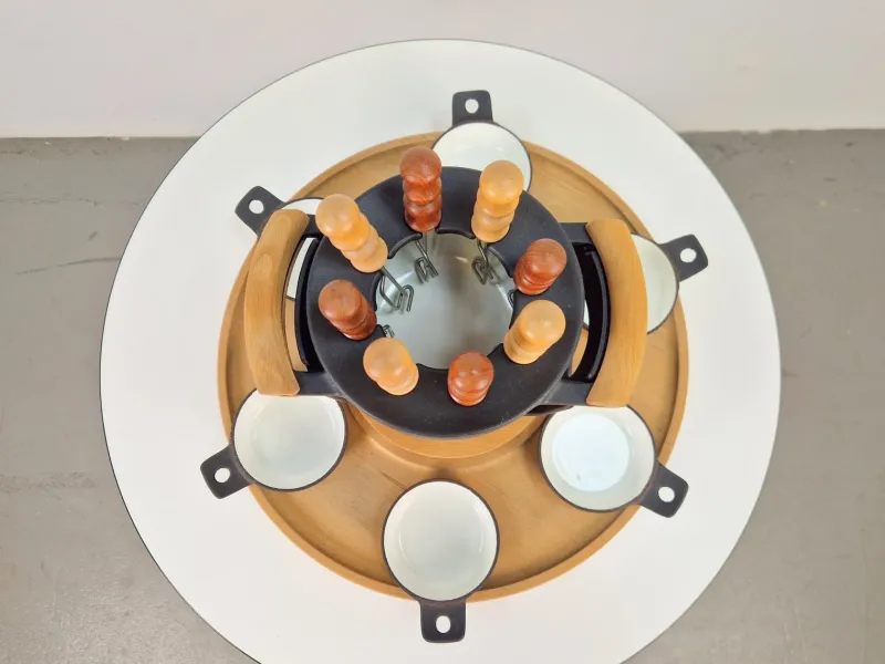 Pamono Vintage Fondue Set by Richard Nissen for Nissen, 1960s, Set of 2> Dinnerware Accessories