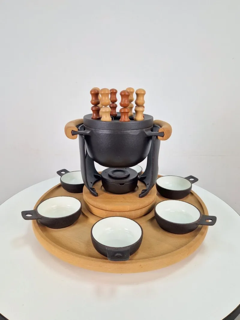 Pamono Vintage Fondue Set by Richard Nissen for Nissen, 1960s, Set of 2> Dinnerware Accessories