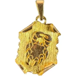 Hot Pamono Vintage French 18 Karat Yellow Gold Cancer Zodiac Charm Pendant, 1960s
