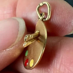 Pamono Vintage French Artists Palette 18k Yellow Gold Enamel Charm Pendant, 1960s><noscript><img width=