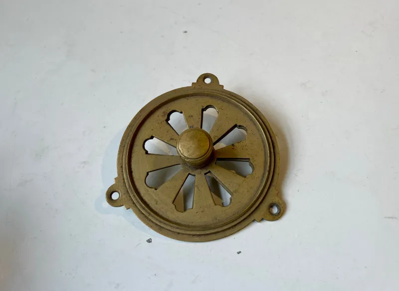 Pamono Vintage French Butterfly Air Vent in Brass, 1950s> Architectural Elements