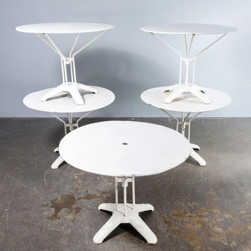 Pamono Vintage French Cast Base White Outdoor Table, 1950s> Garden Tables